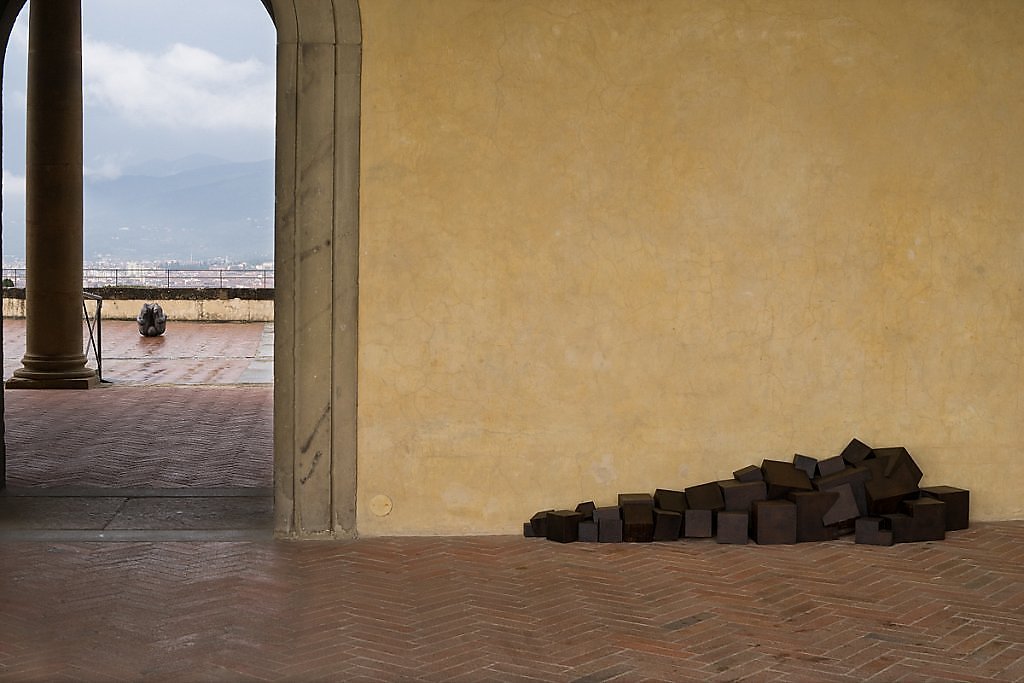 "Antony Gormley" sculpture installation "contemporary art" museum exposition gallery "urban intervention" architecture
