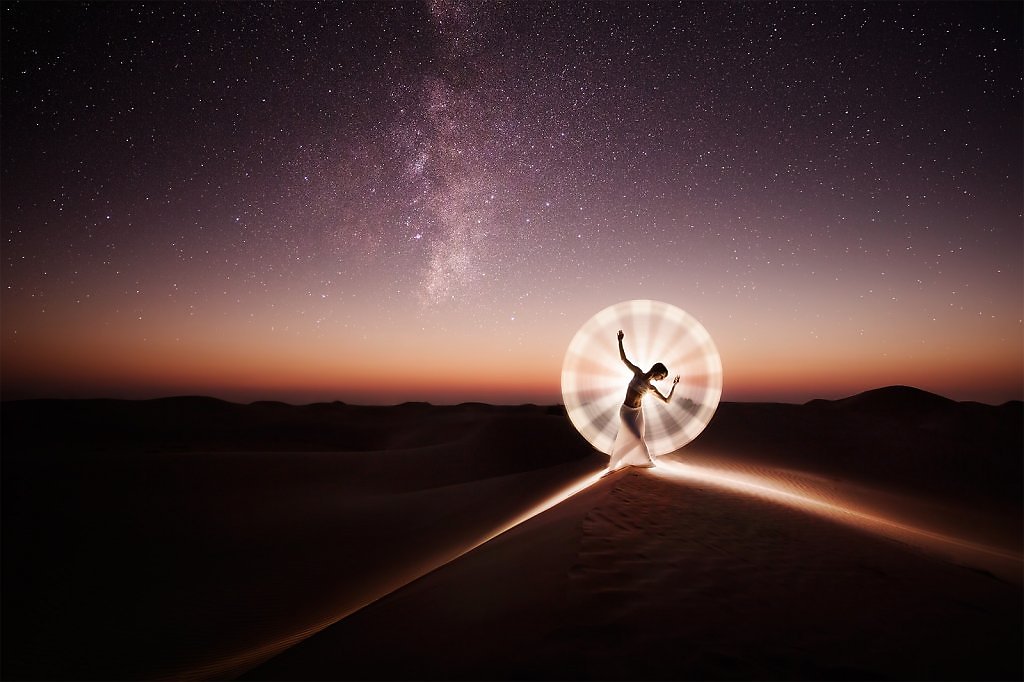 Eric Paré "Signs of light" series photographer light painting tubes photography bullet time stop motion amazing beautiful surreal photos